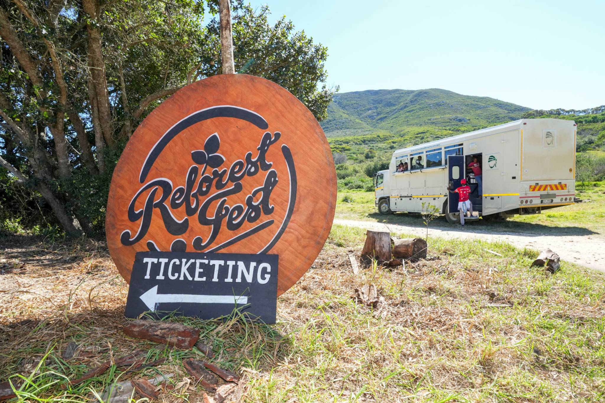 2 (14) Reforest Fest 2025